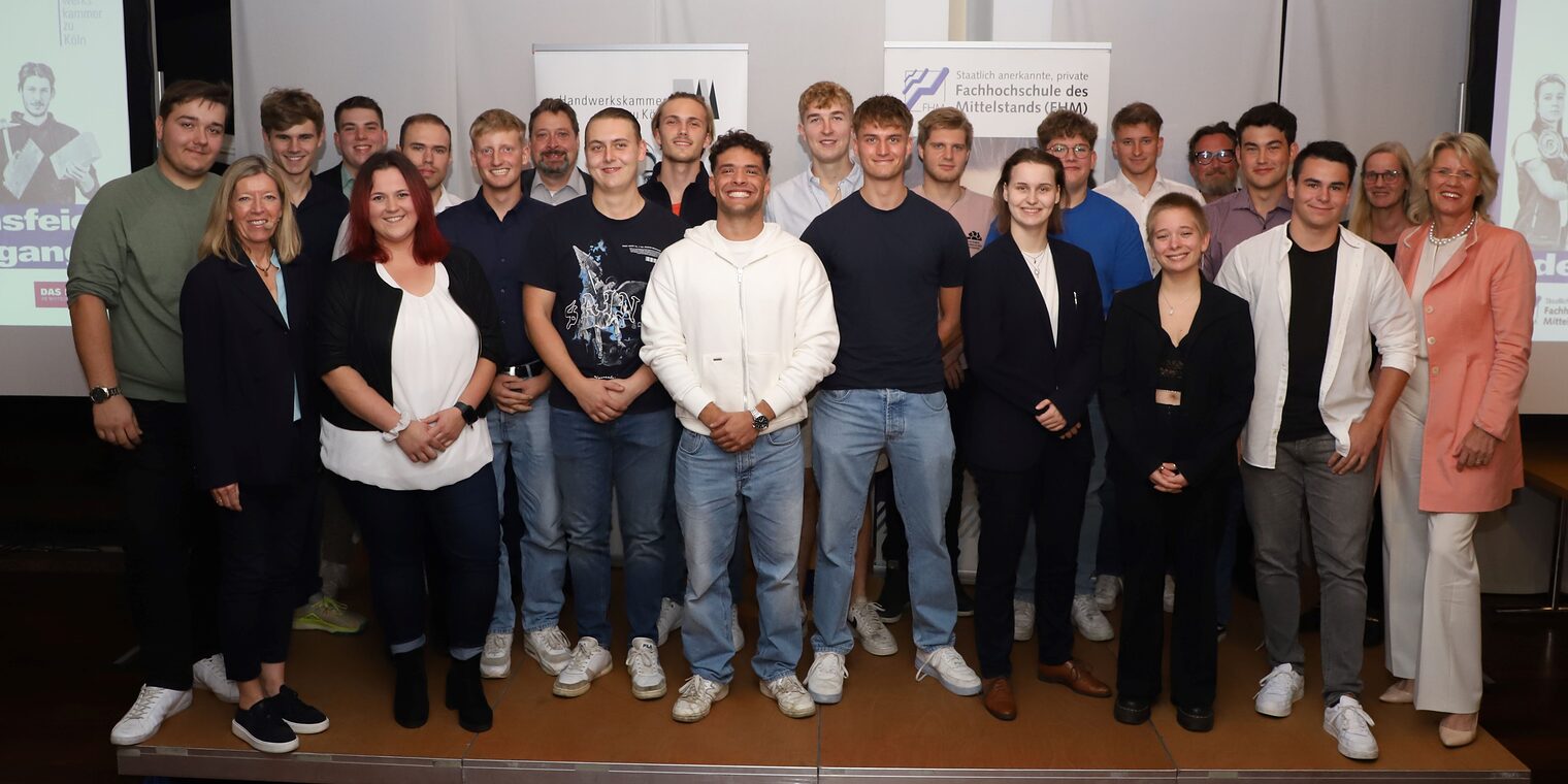 Immatrikulationfeier Triales Studium 2023 Gruppe
