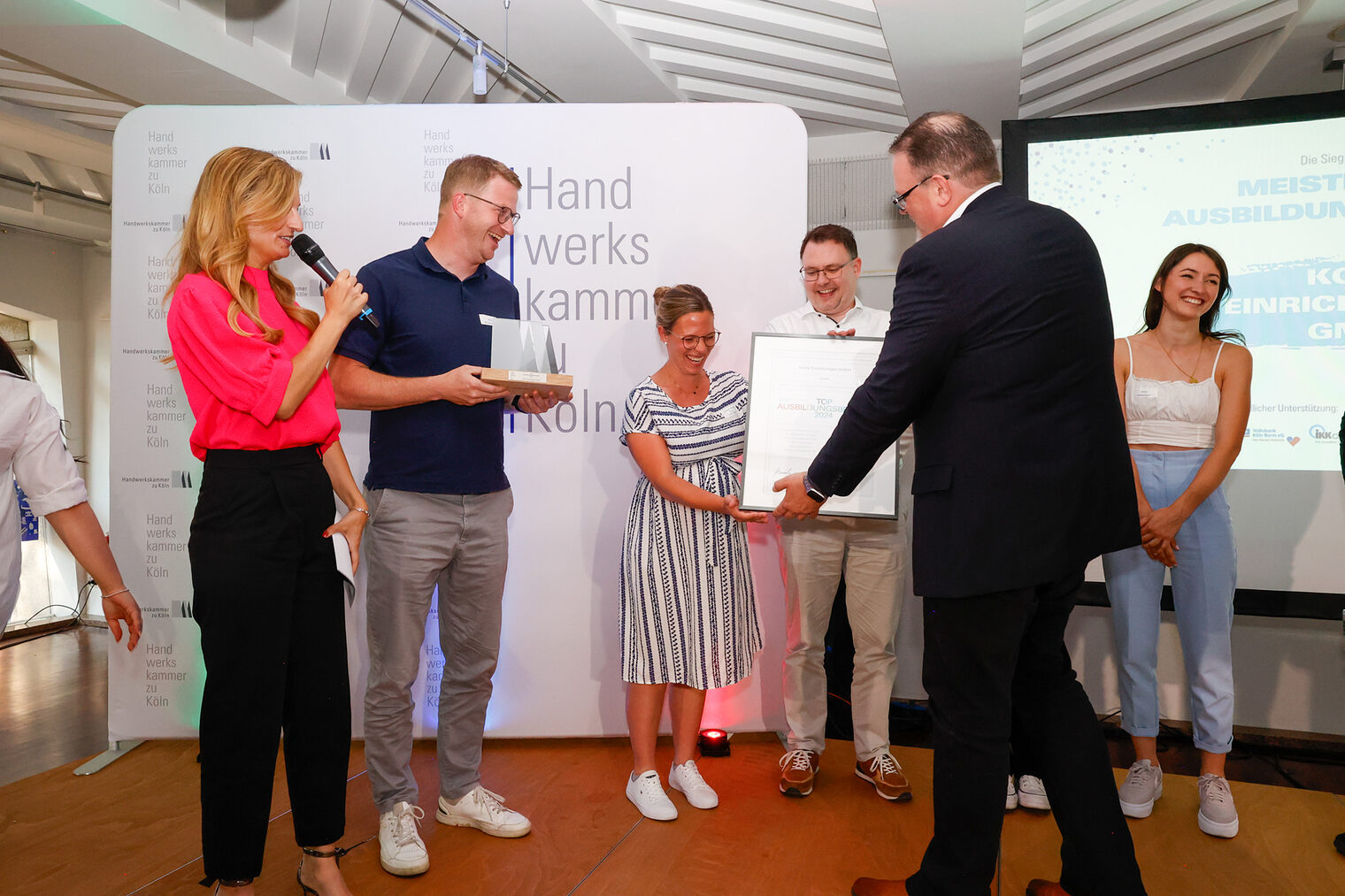 TOP AUSBILDUNGSBETRIEB 2024 66