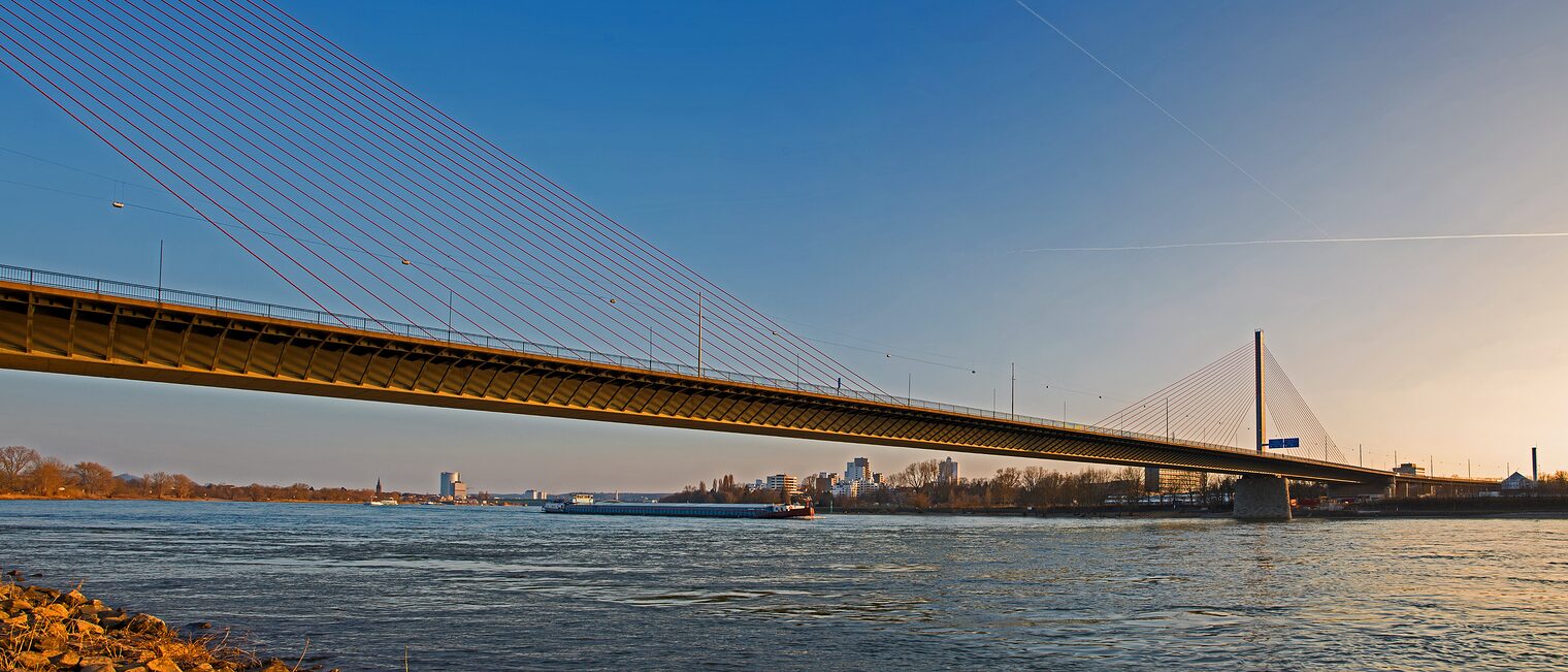 Bonn, Nordbrücke, Brücke, Autobahn