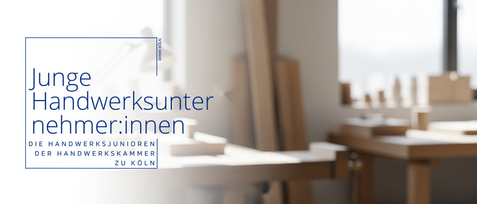 Bild mit dem Logo der Jungen Handwerksunternehmer:innen. Im Hintergrund ist eine Werkstatt erkennbar