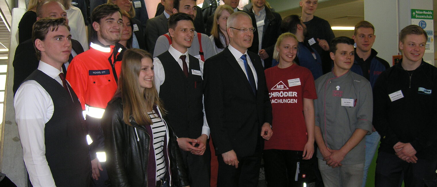 Gruppenfoto-Ausildungsbotschafter