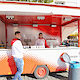 Tag des Handwerks 2017 der Handwerkskammer zu Köln: Open-Air-Veranstaltung auf dem Heumarkt in der Kölner Innenstadt mit vielen Informationen zur Berufsausbildung sowie einem vierstündigen Bühnenprogramm mit Cat Ballou, Miljö, Mo-Torres und Fiasko.