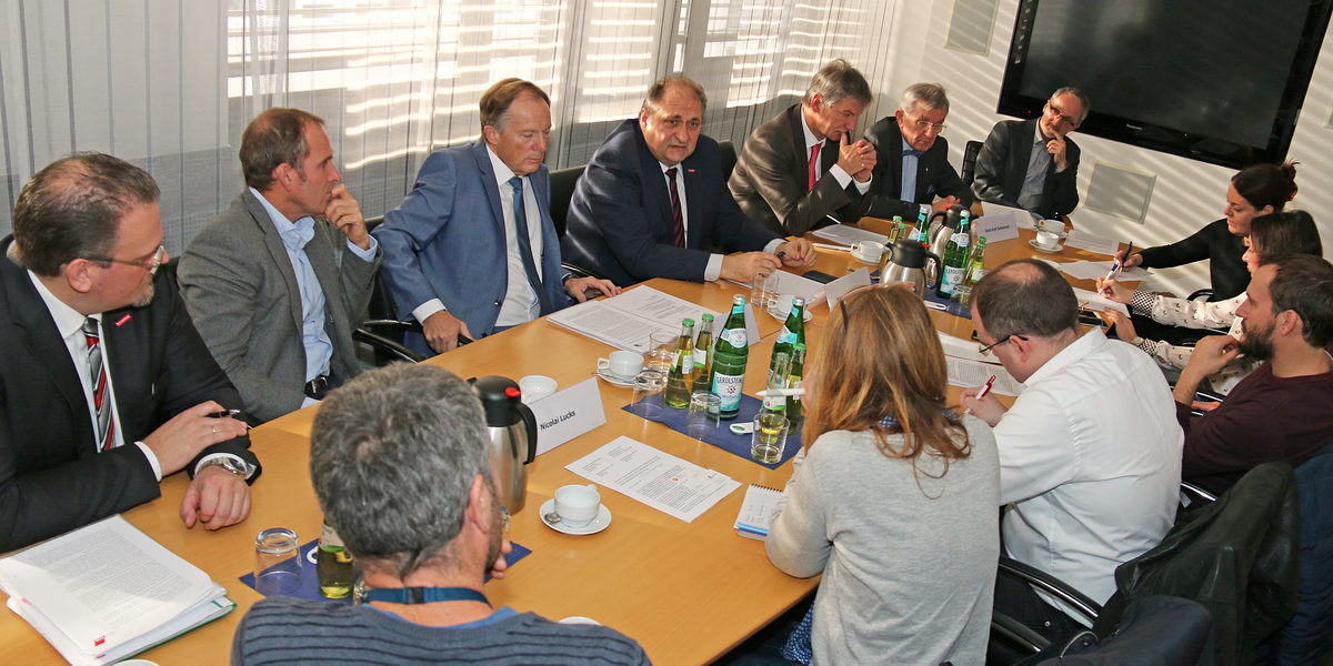 DGB Köln, Einzelhandelsverband Köln, Kreishandwerkerschaft Köln und Handwerkskammer zu Köln sprechen sich gegen Privatisierung der Wirtschaftsförderung der Stadt Köln aus. | Foto: Arne Schröder