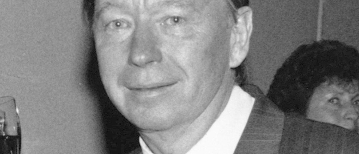 Augenoptikermeister Wilfried Oberländer im Jahr 1990 Augenoptikermeister Wilfried Oberländer im Jahr 1990