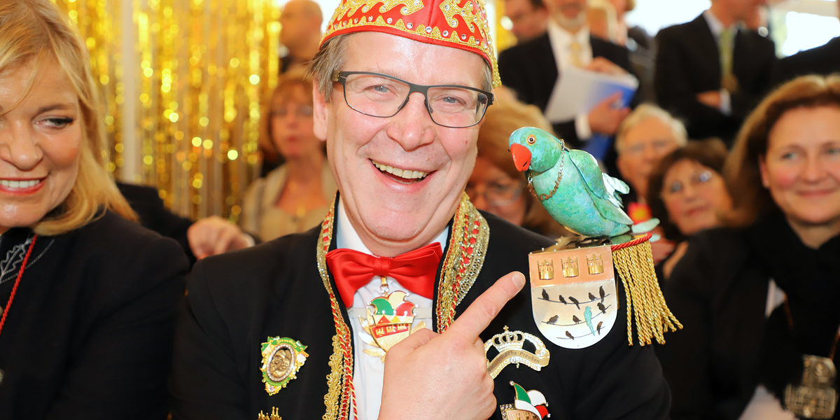 Unikatorden für Christoph Kuckelkorn beim Fest in Gold 2018 Unikatorden für Christoph Kuckelkorn beim Fest in Gold 2018
