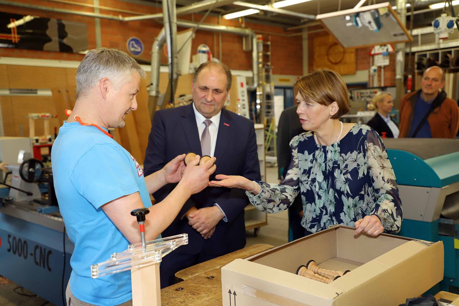 Elke Büdenbender besuchte das Bildungszentrum Butzweilerhof Elke Büdenbender besuchte das Bildungszentrum Butzweilerhof
