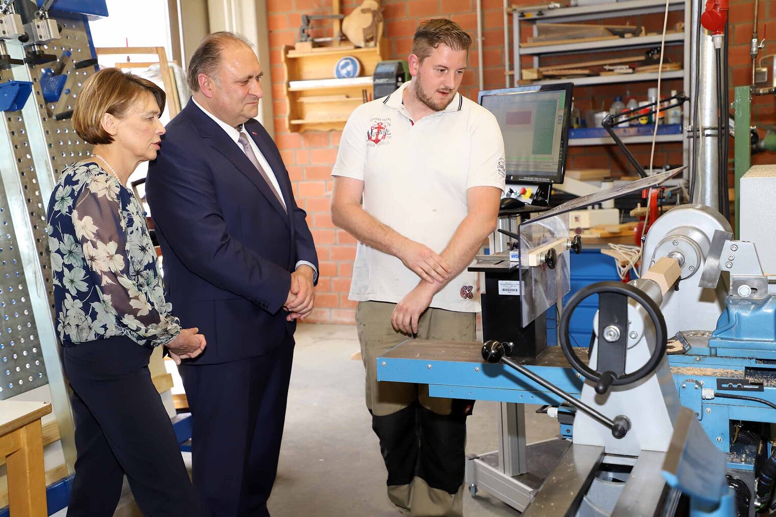Elke Büdenbender besuchte das Bildungszentrum Butzweilerhof Elke Büdenbender besuchte das Bildungszentrum Butzweilerhof