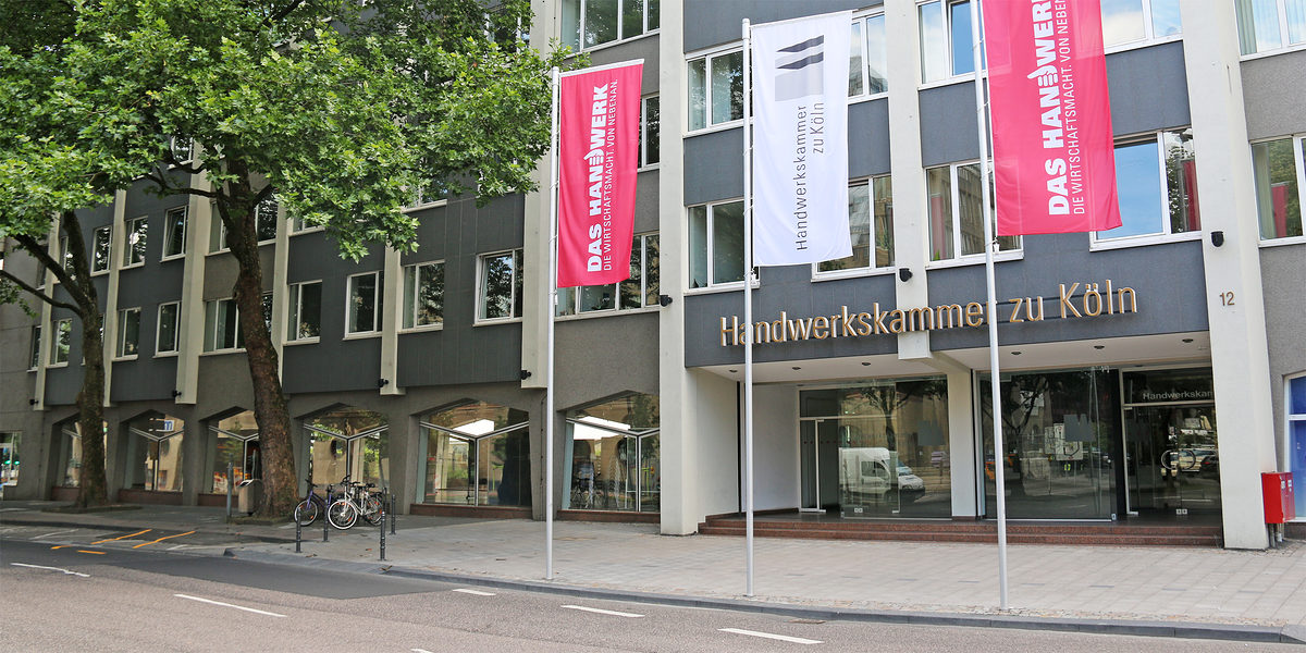 Die Handwerkskammer zu Köln am Heumarkt 12 Die Handwerkskammer zu Köln am Heumarkt 12