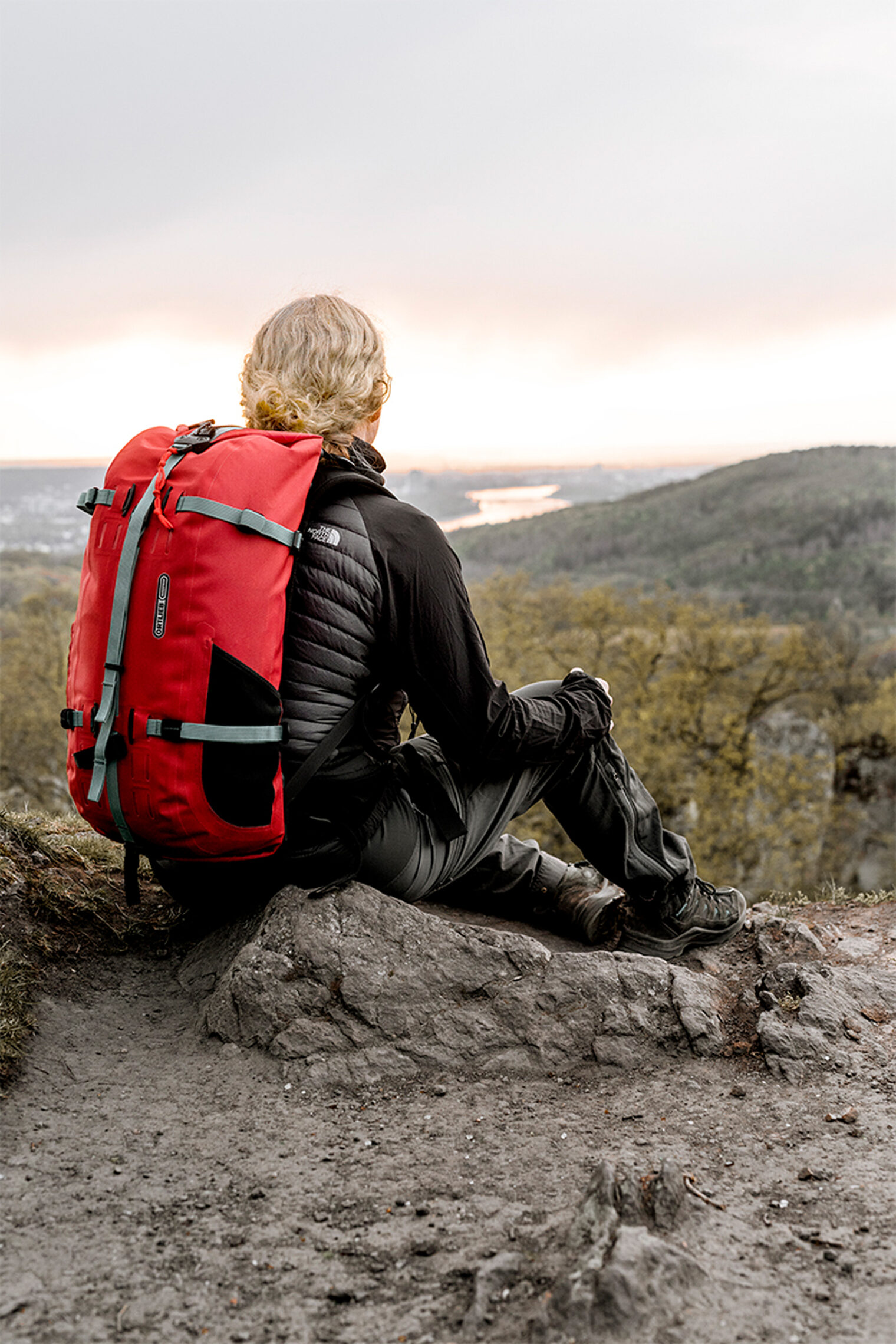 Traveller | Gesellenprüfung 2021 | Berufskolleg Kartäuserwall Traveller | Gesellenprüfung 2021 | Berufskolleg Kartäuserwall