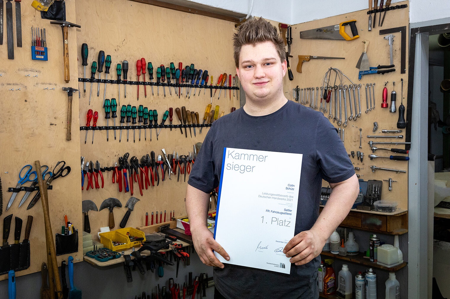 PLW-Collin Schütz_Autosattlerei Drechsler GmbH_4588_Foto Arne Schröder