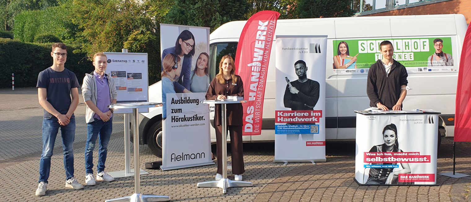 header-Schulhoftournee