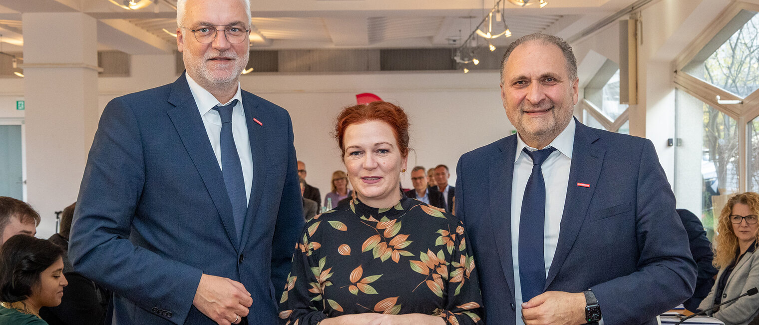 Garrelt Duin, Hauptgeschäftsführer der Handwerkskammer zu Köln, Katja Dörner, Oberbürgermeisterin der Bundesstadt Bonn, Hans Peter Wollseifer, Präsident der Kölner Handwerkskammer (v.l.n.r.) 